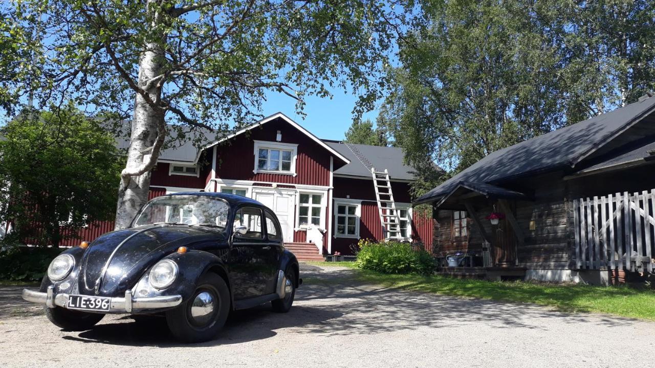 罗瓦涅米 Lauri Historical Log House Manor酒店 外观 照片
